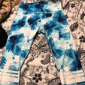 fabletics crop leggings